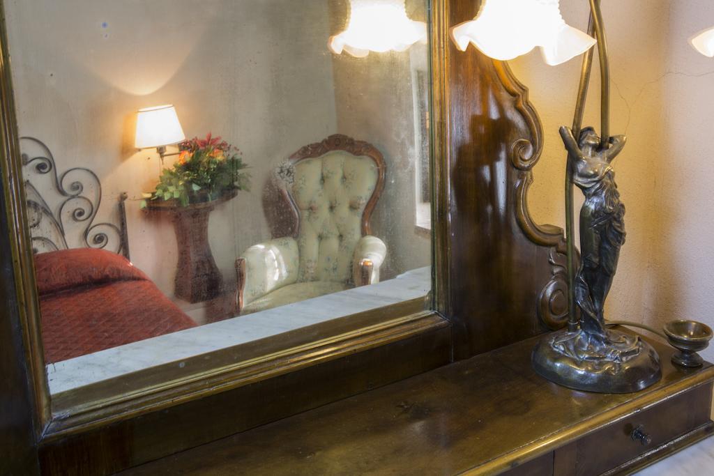 Camere Dentro Il Castello 몬테리지오니 외부 사진